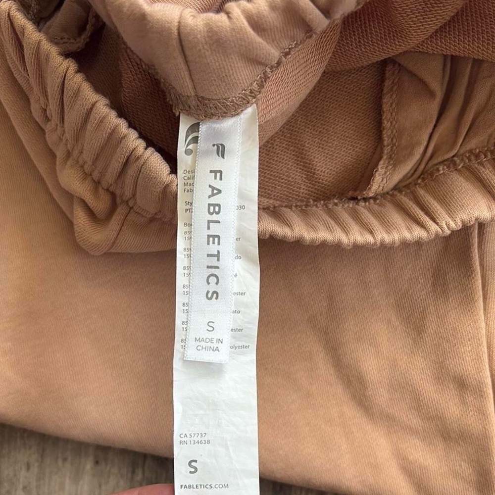 Fabletics High Waisted Sweatpants - Picture 2 of 4